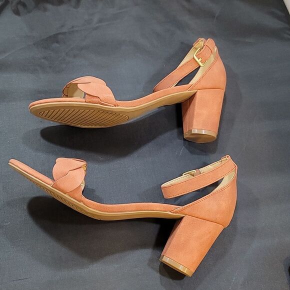 BRAND NEW WHITE MOUNTAIN OPEN TOE WOMEN"S SANDAL - Picture 11 of 14